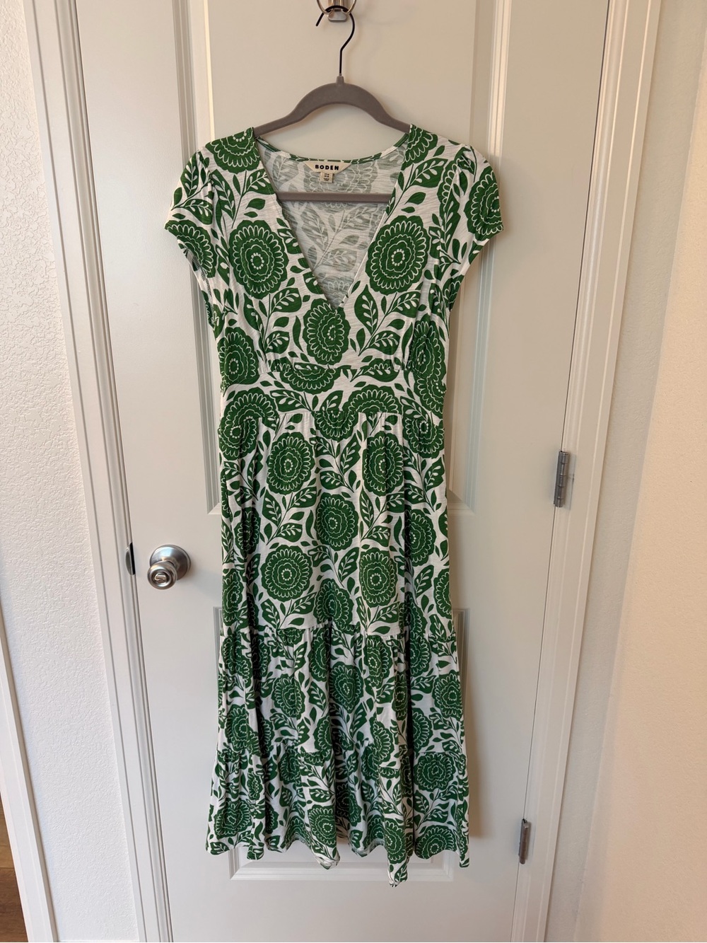 Boden Elara Green and White Floral V-Neck Midi Dress